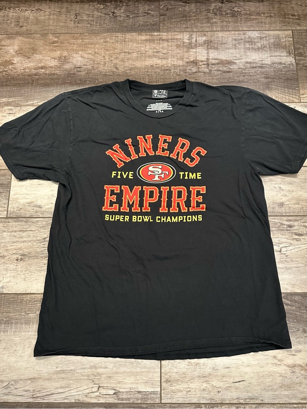 Fanatics Black Niners Empire Graphic Tee with Red and Gold Accents